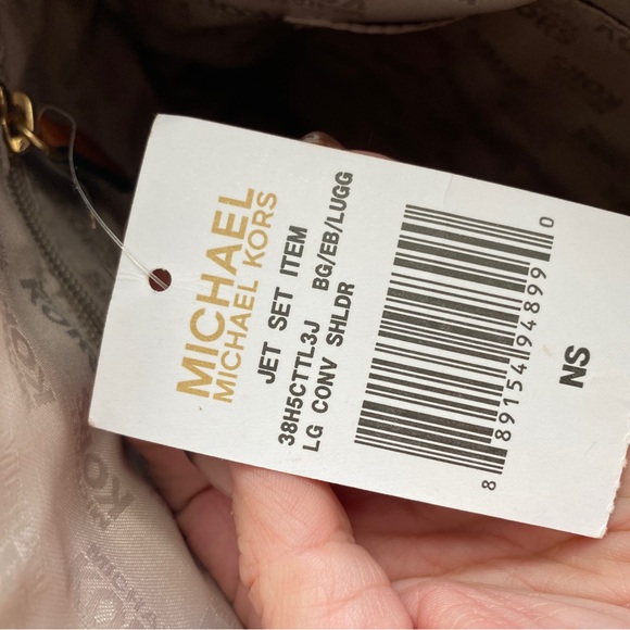 Michael Kors Crossbody Bag - Picture 5 of 7